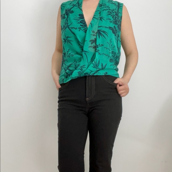 Aritzia Babaton silk shirt - Picture 3 of 5